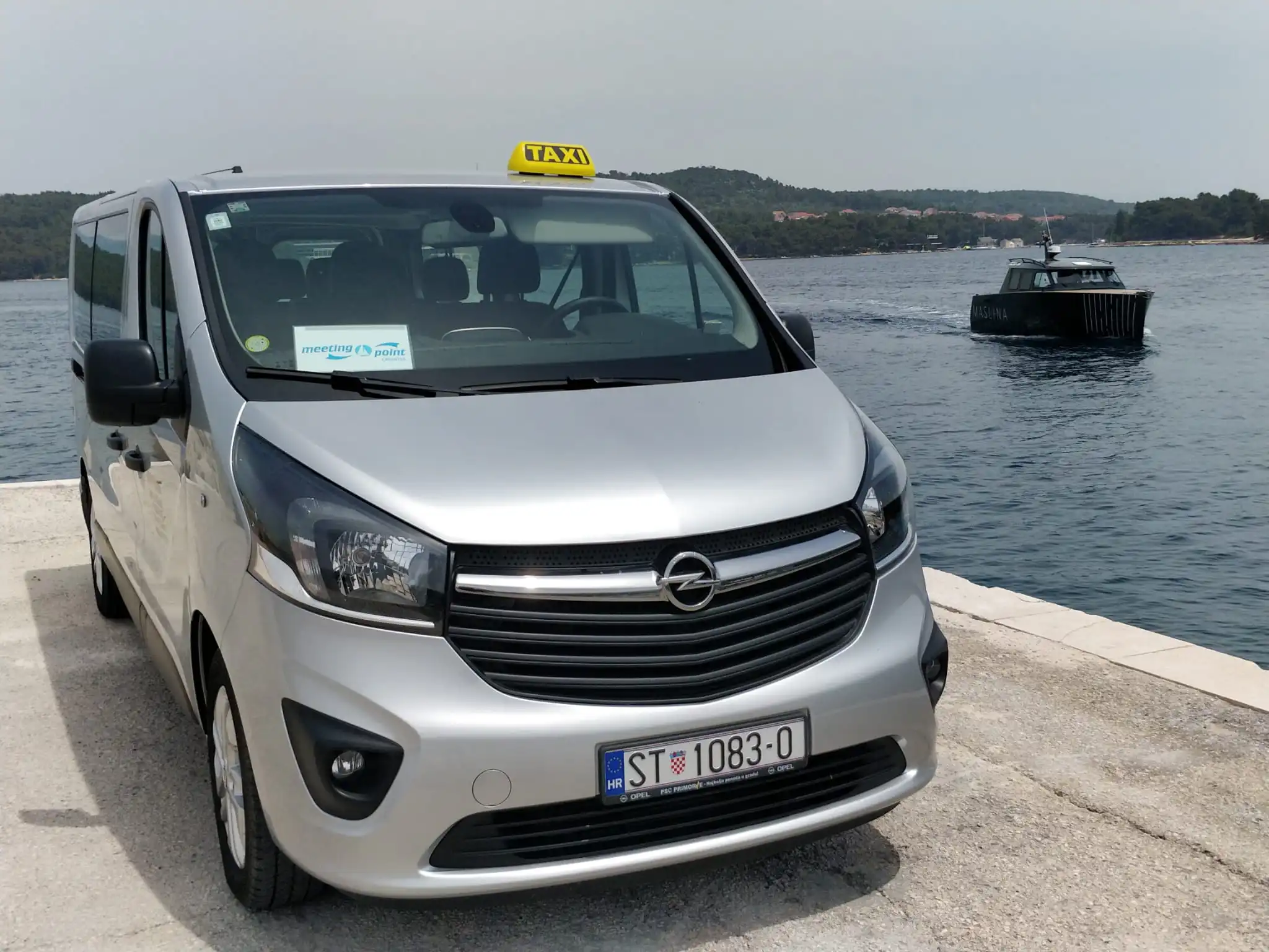 Taxi Hvar van for up to 8 passengers